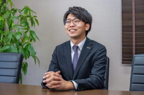 秋山　卓彌　【大分本店営業部】