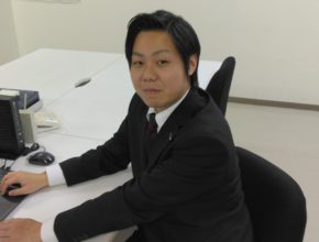 【四国営業所】営業スタッフ　バースデイ