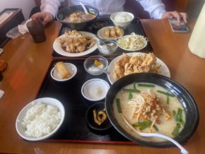 【大分本店】物件の近くの飯屋を巡る営業メンバー