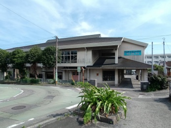 日出町立日出中学校
