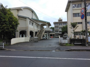 城南中学校
