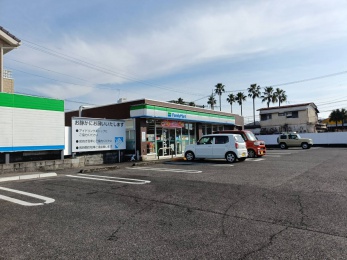 ファミリーマート