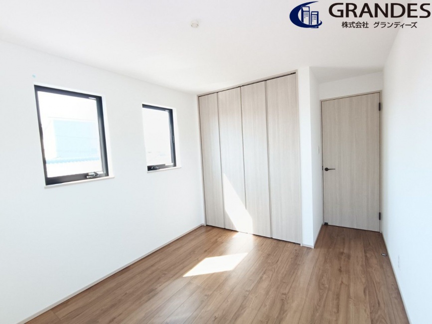 建具・床材のイメージ写真です♪