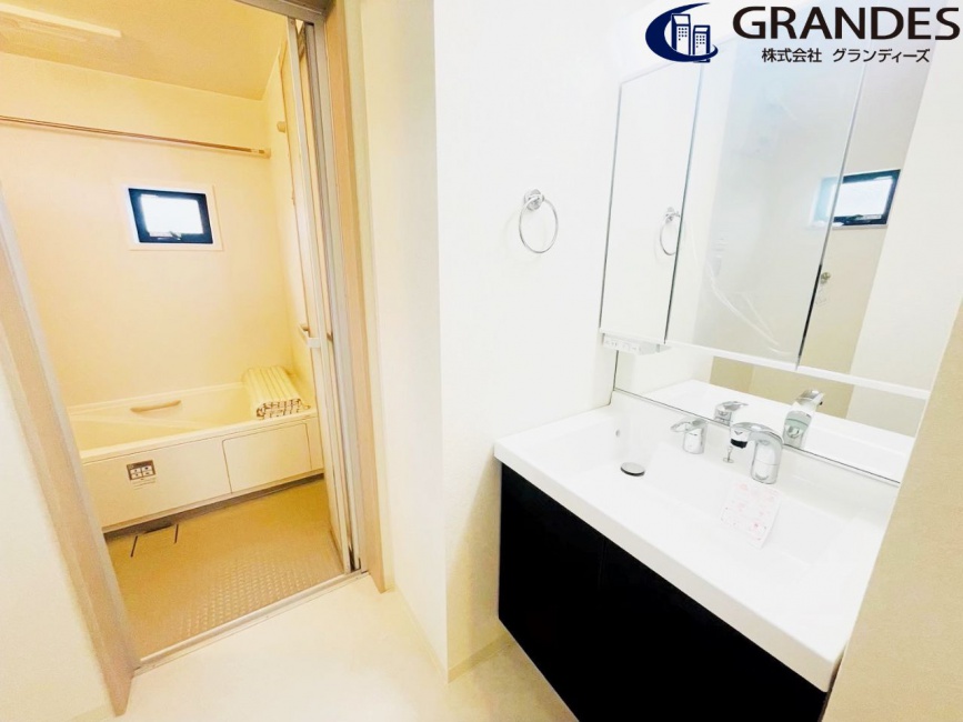 リクシル製になります。完成イメージです。