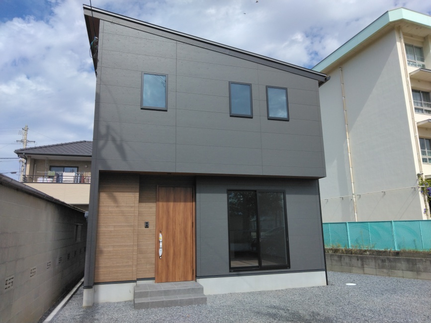 現地完成しました！