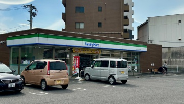 ファミリーマート 大分弁天二丁目店