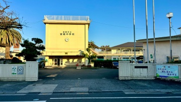 宮崎市立宮崎中学校