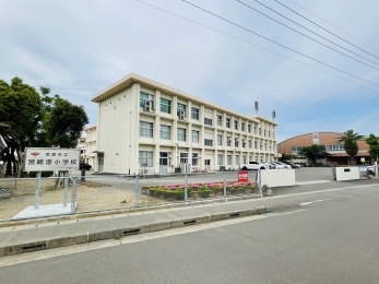 宮崎市立港小学校